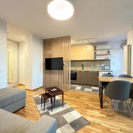 公寓 Bulevarapartment - *