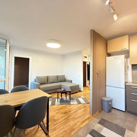 Bulevarapartment - *