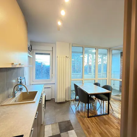 公寓 Bulevarapartment -